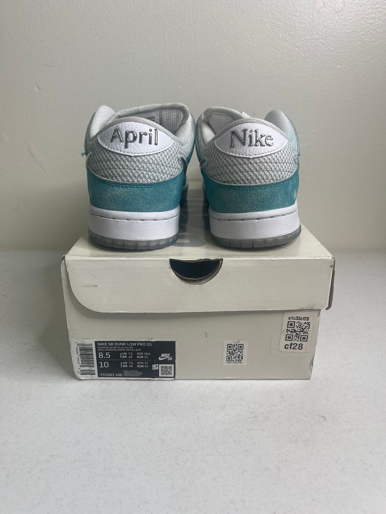 Nike SB Dunk Low April Skateboards