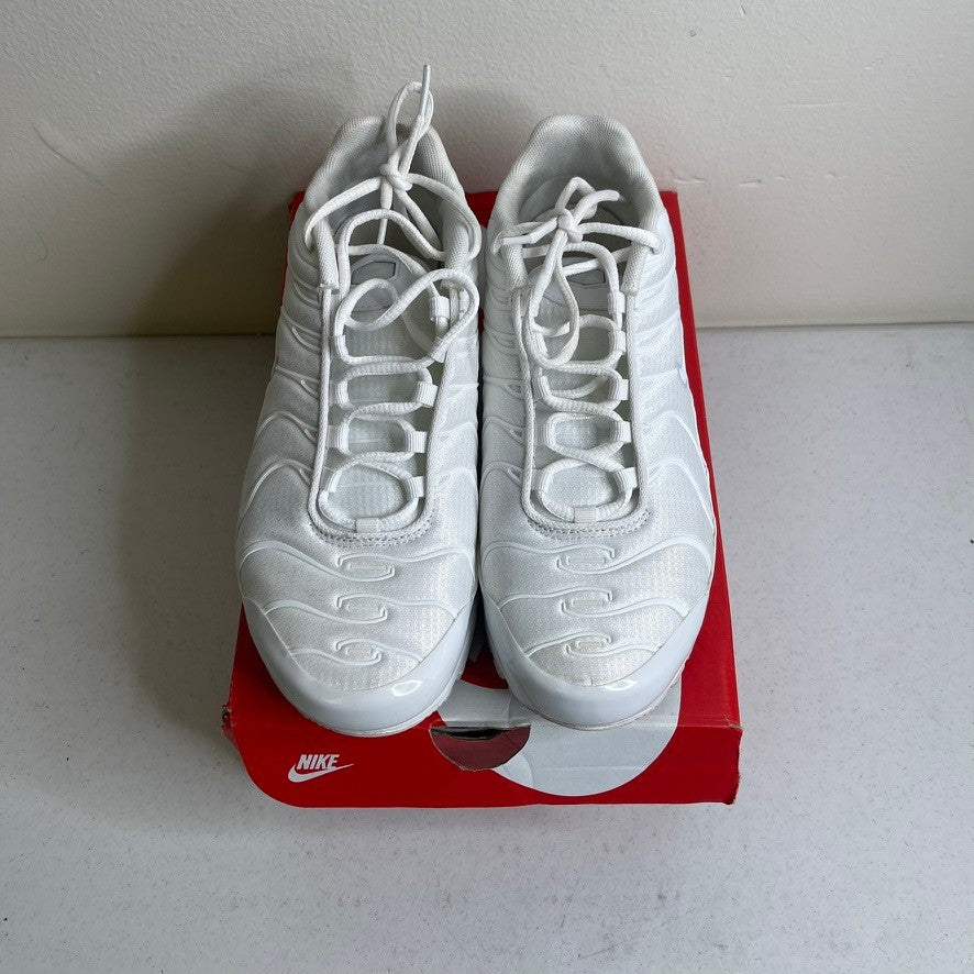 Size 7y - Nike Air Max Plus