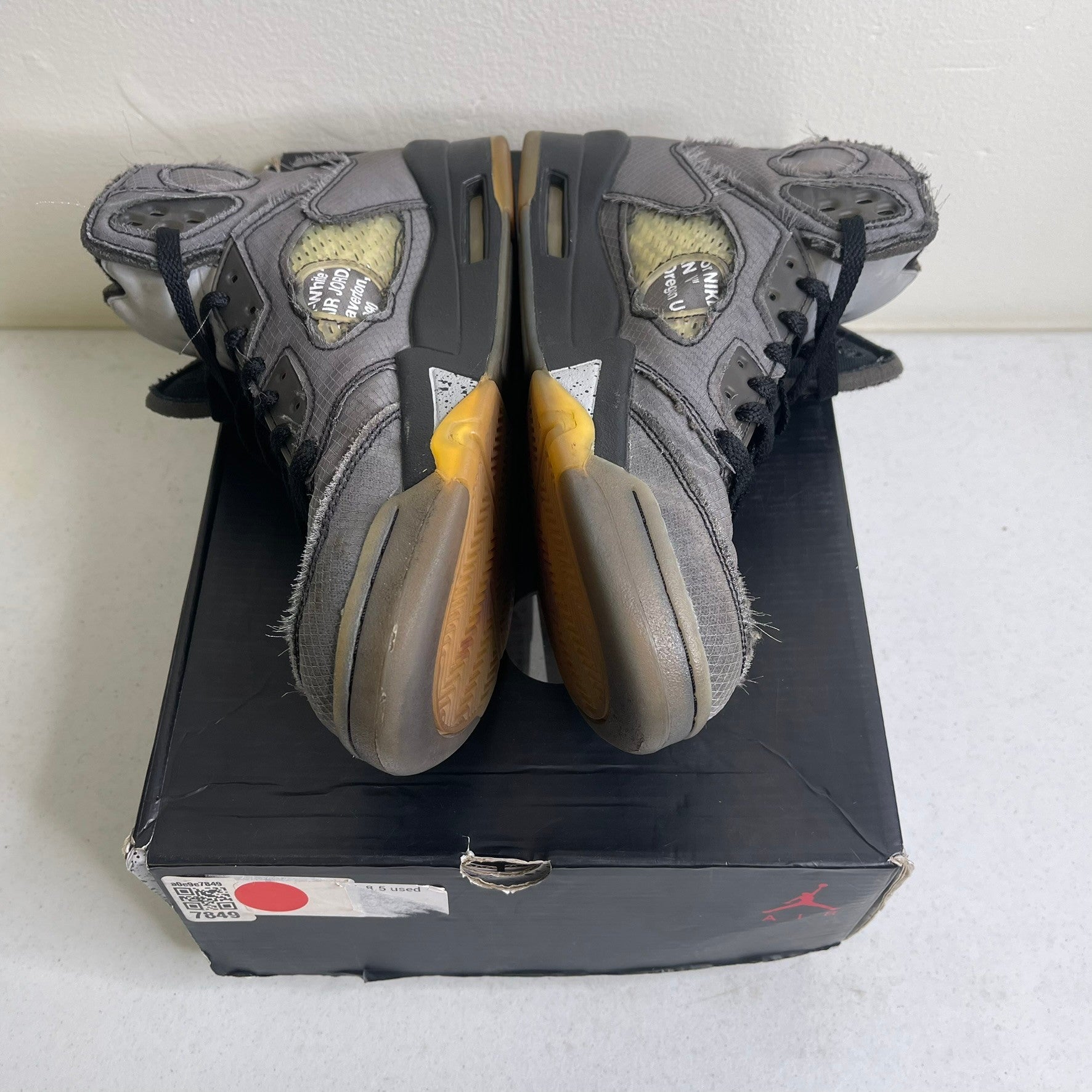 Size 8.5 - Jordan 5 Retro Off-White Muslin