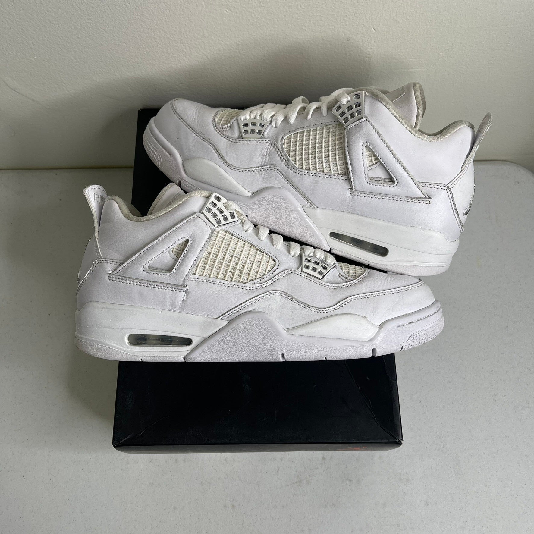 Size 10 - Jordan 4 Retro Pure Money (2017)