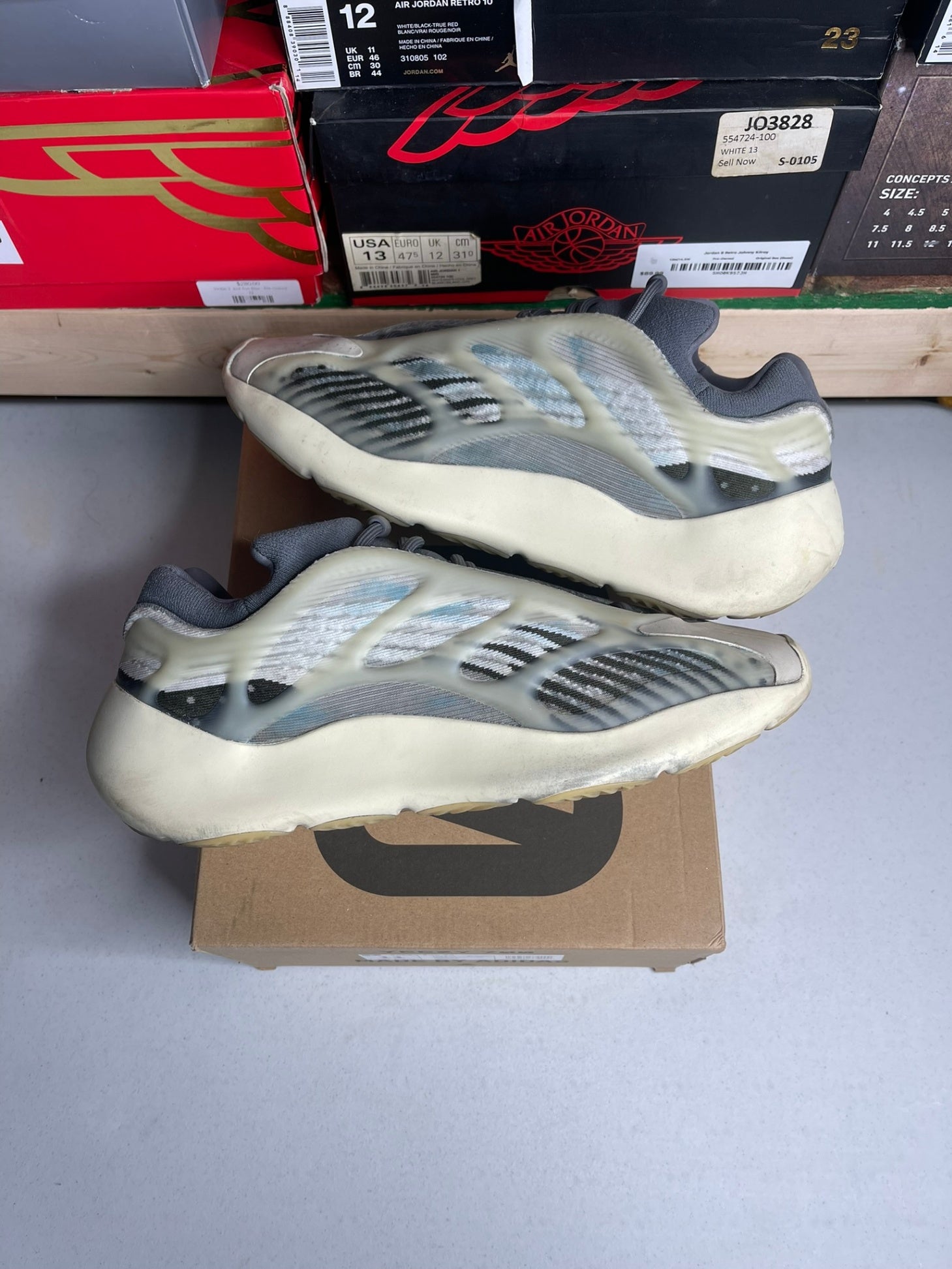 Size 11 - adidas Yeezy 700 V3 Fade Salt