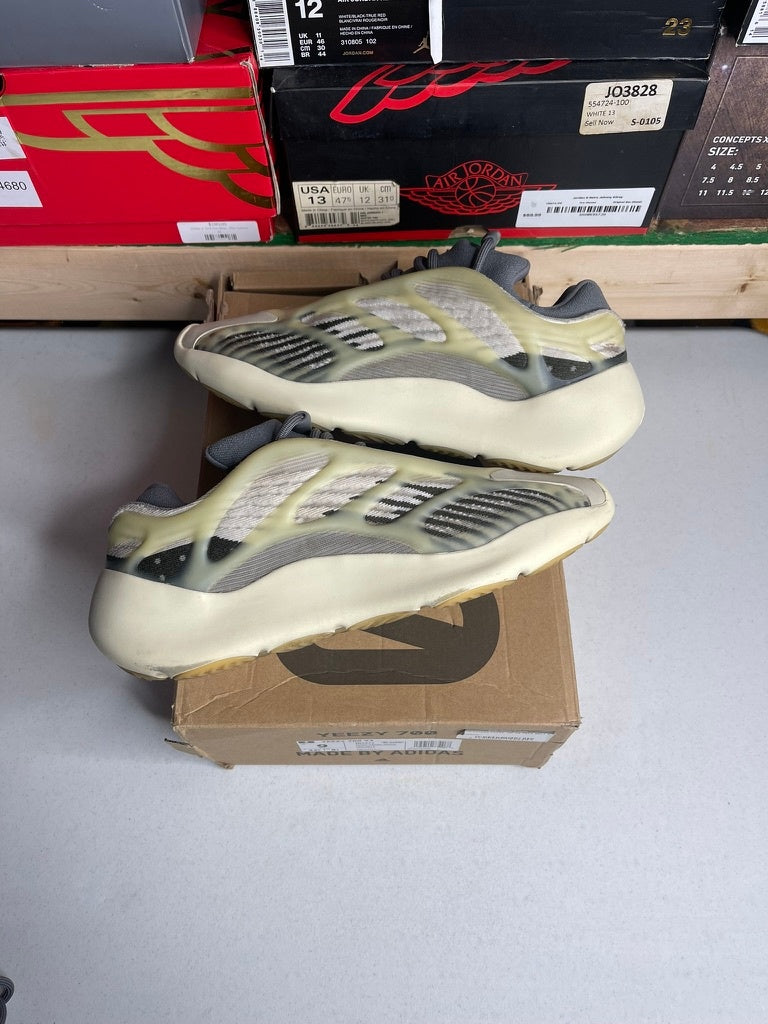 adidas Yeezy 700 V3 Fade Salt