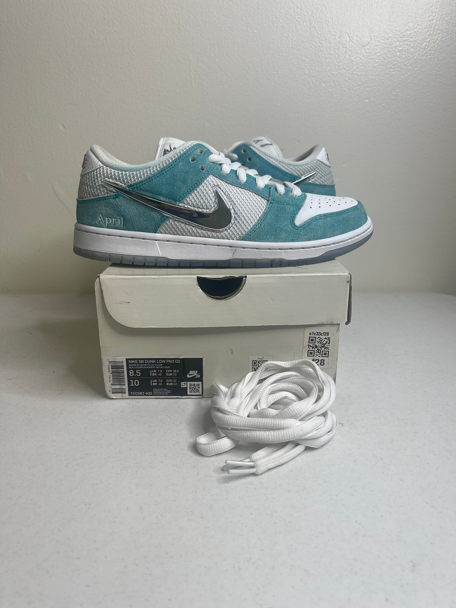 Nike SB Dunk Low April Skateboards