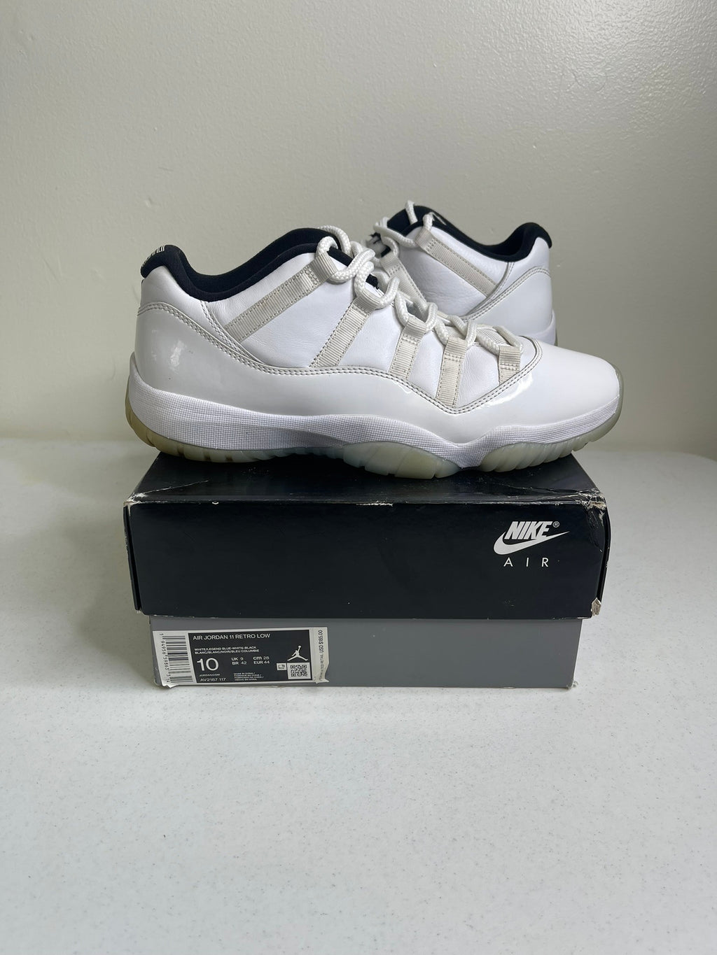 Jordan 11 Retro Low Legend Blue