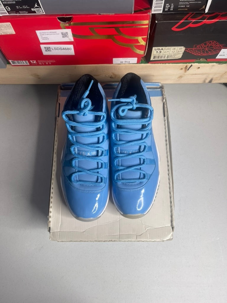 Jordan 11 Retro Pantone