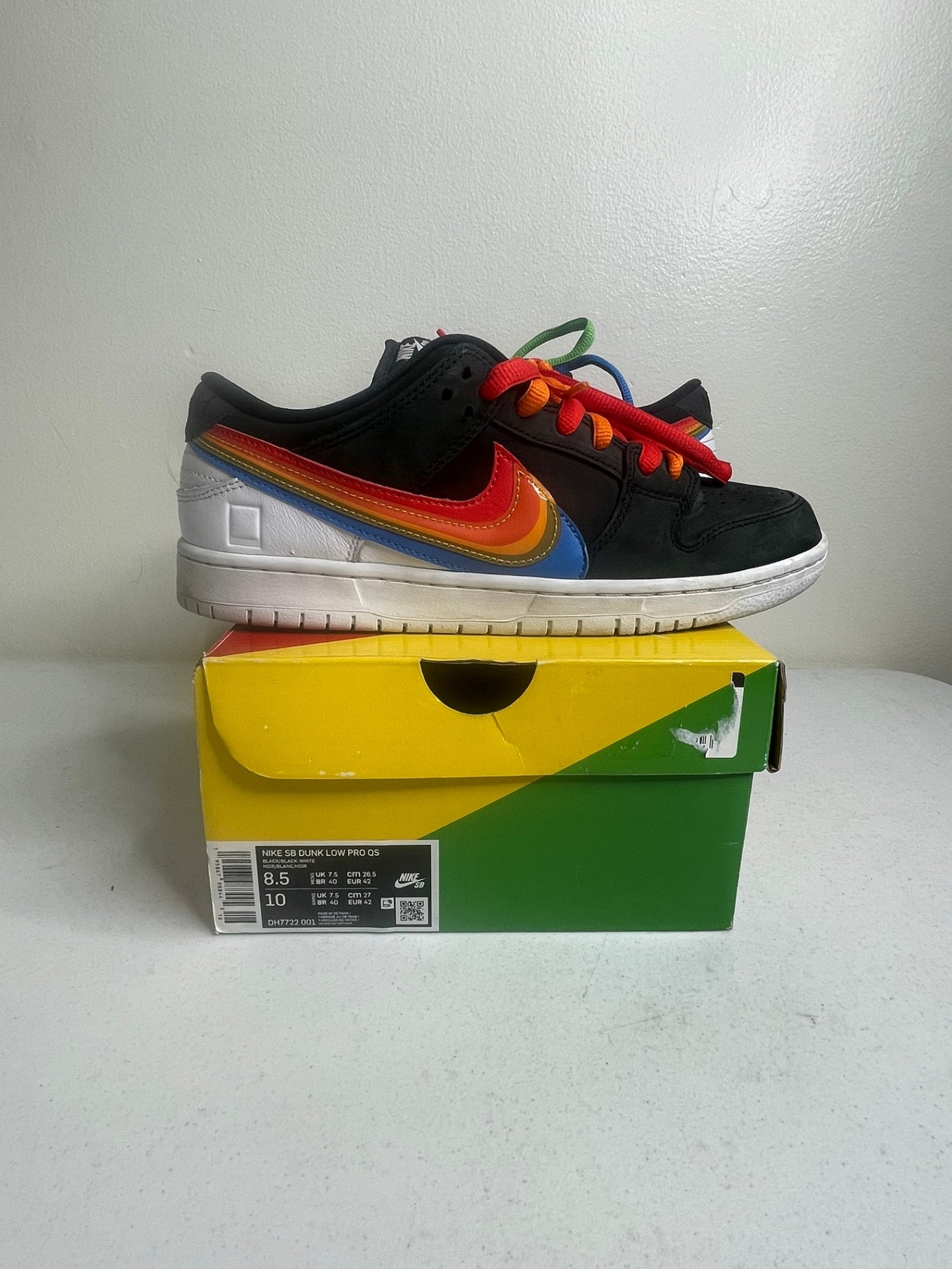 Nike SB Dunk Low Polaroid