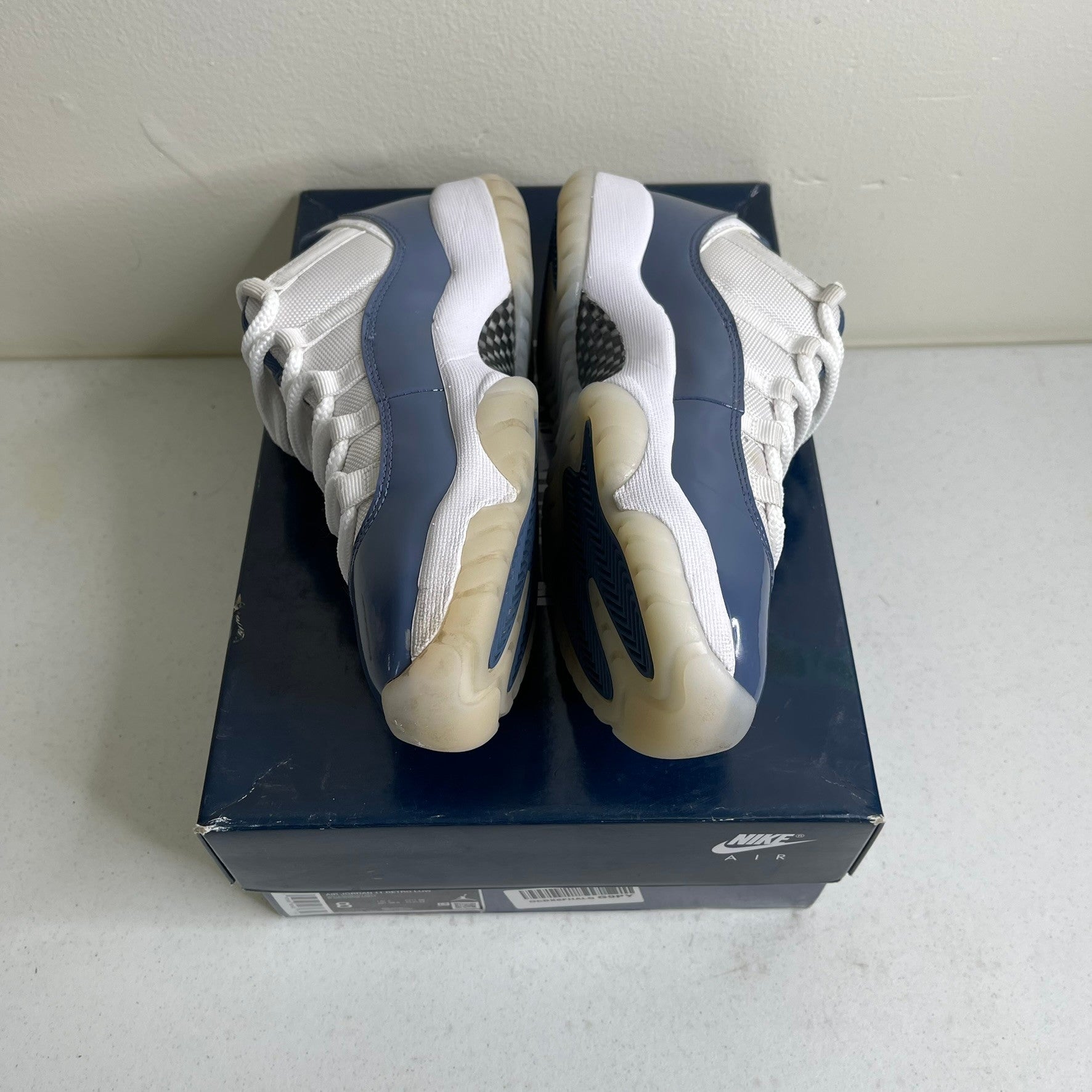 Size 8 - Jordan 11 Retro Low Diffused Blue