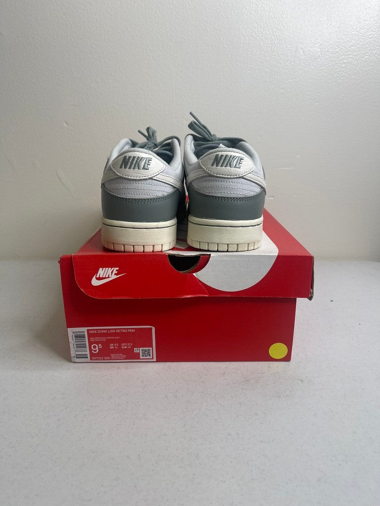 Nike Dunk Low Mica Green