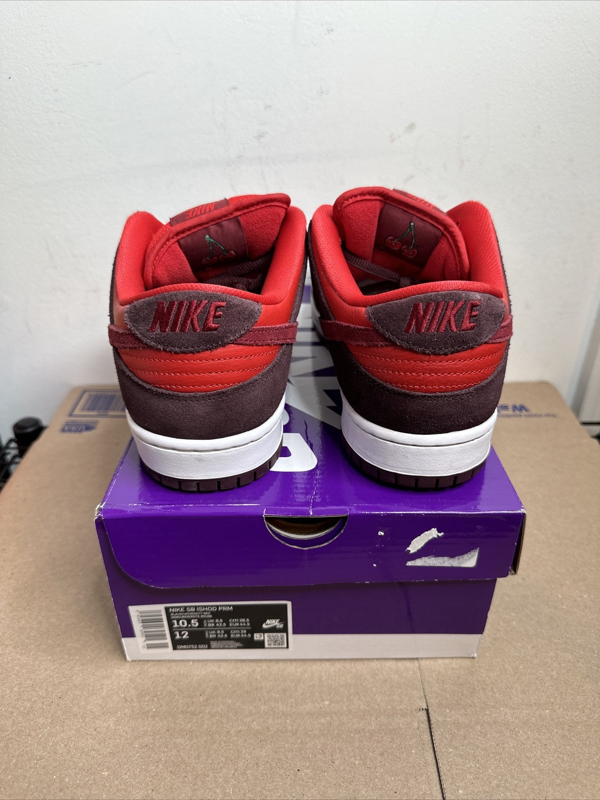 Nike SB Dunk Low Cherry