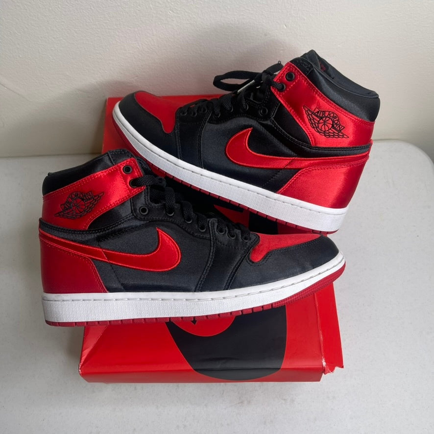 Size 10.5w - Jordan 1 Retro High OG Satin Bred