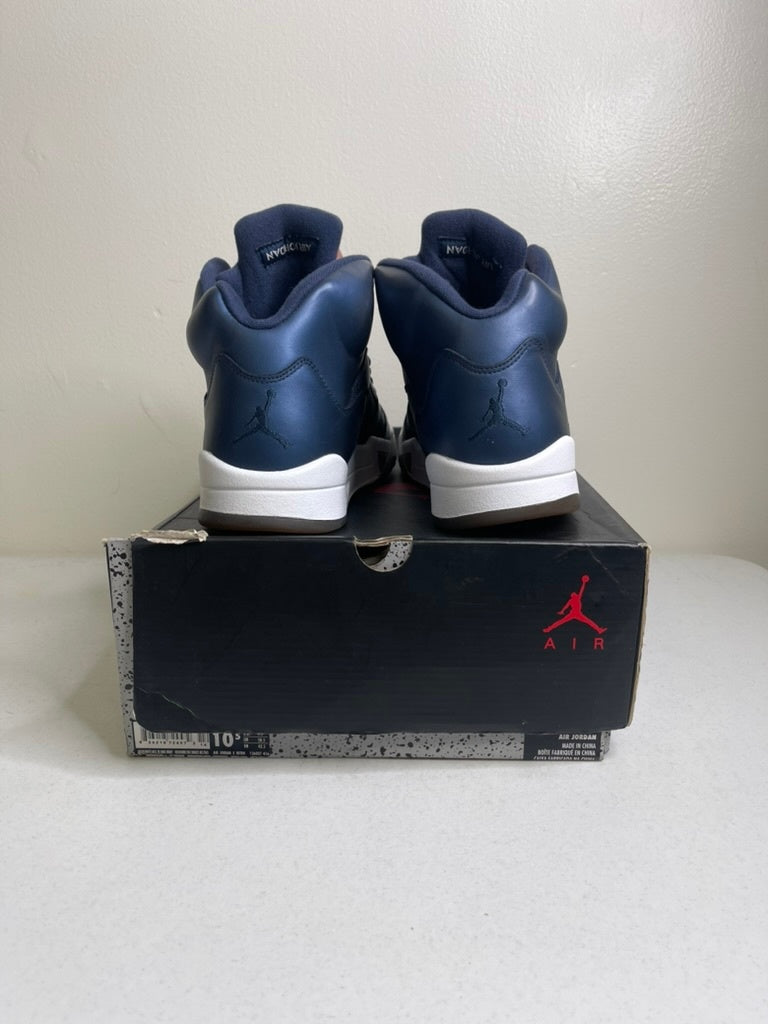Size 10.5 - Jordan 5 Retro Bronze