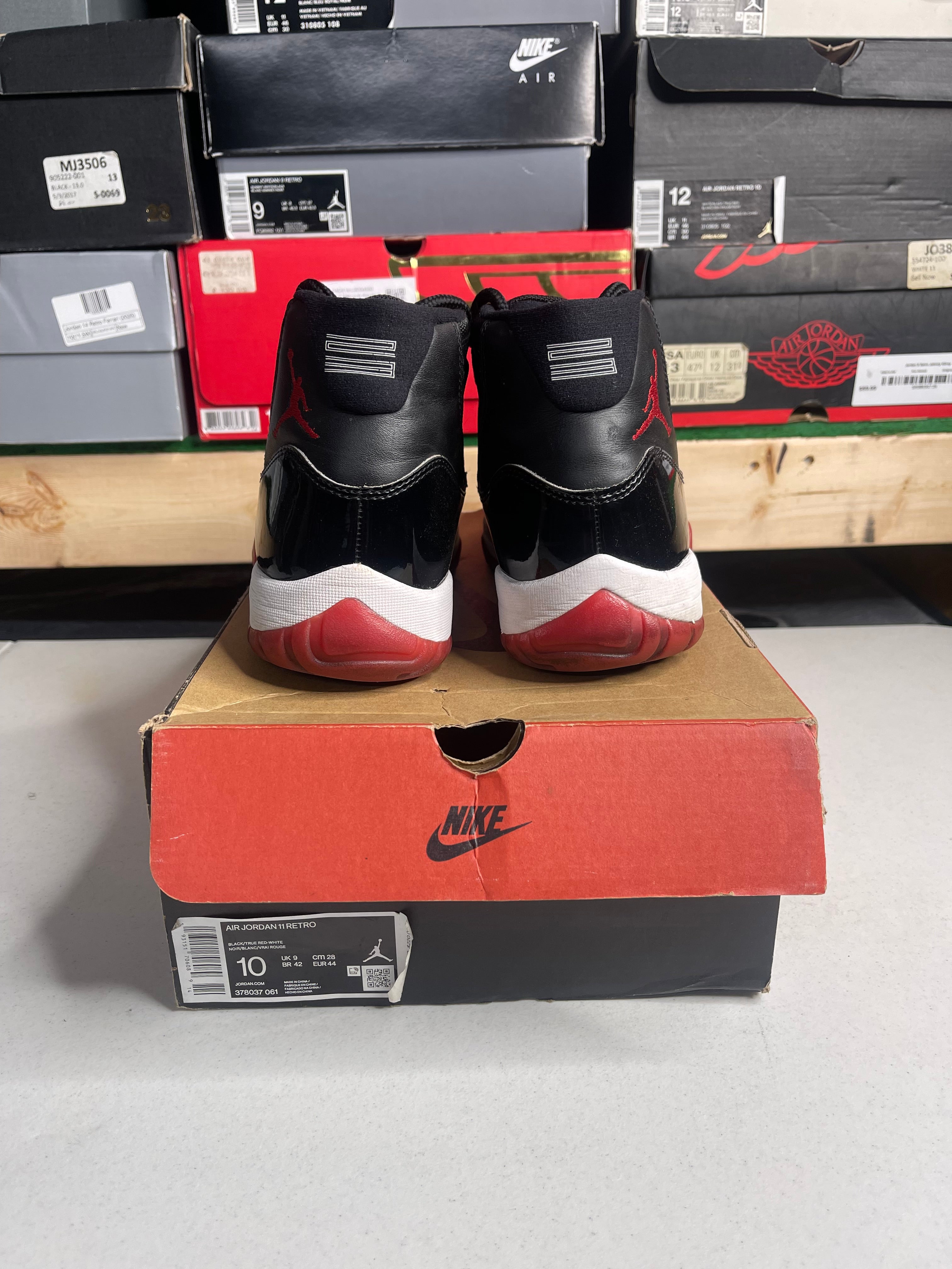 Jordan 11 Bred 2019