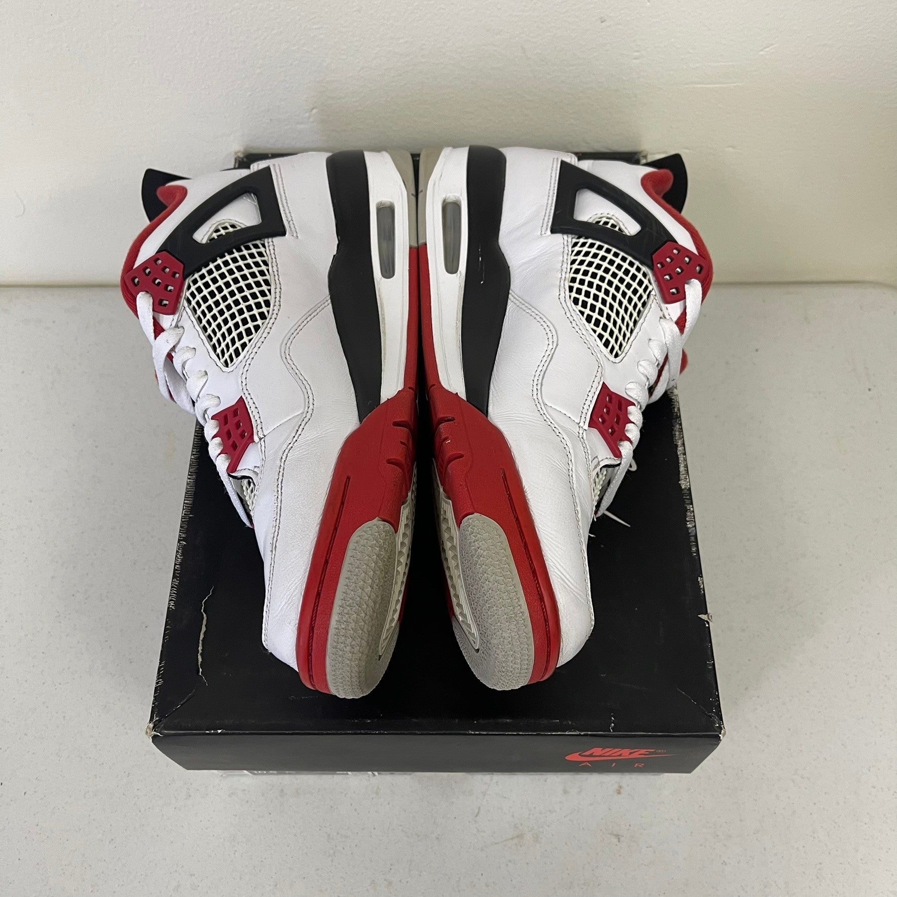 Jordan 4 Retro Fire Red (2020)