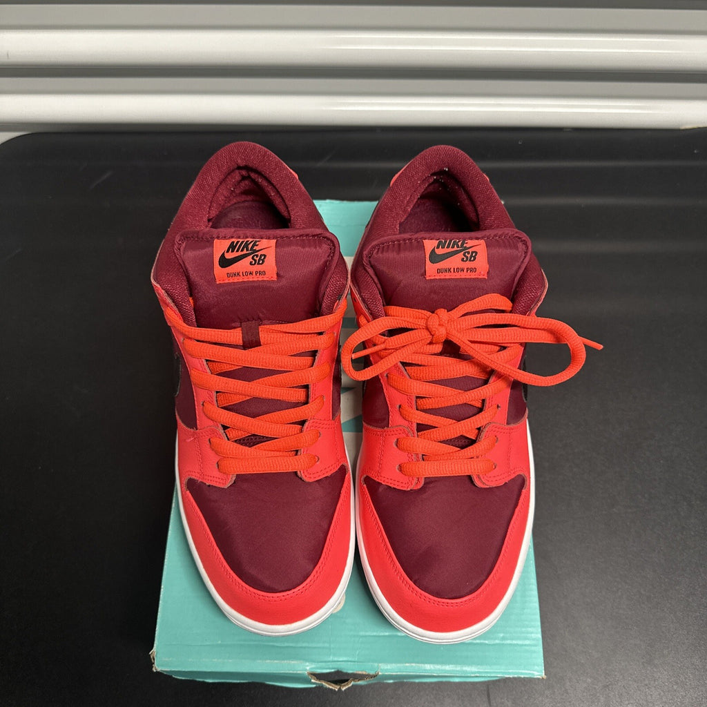 Nike SB Dunk Low Laser Crimson