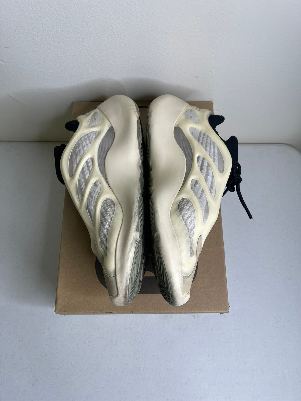 adidas Yeezy 700 V3 Azael