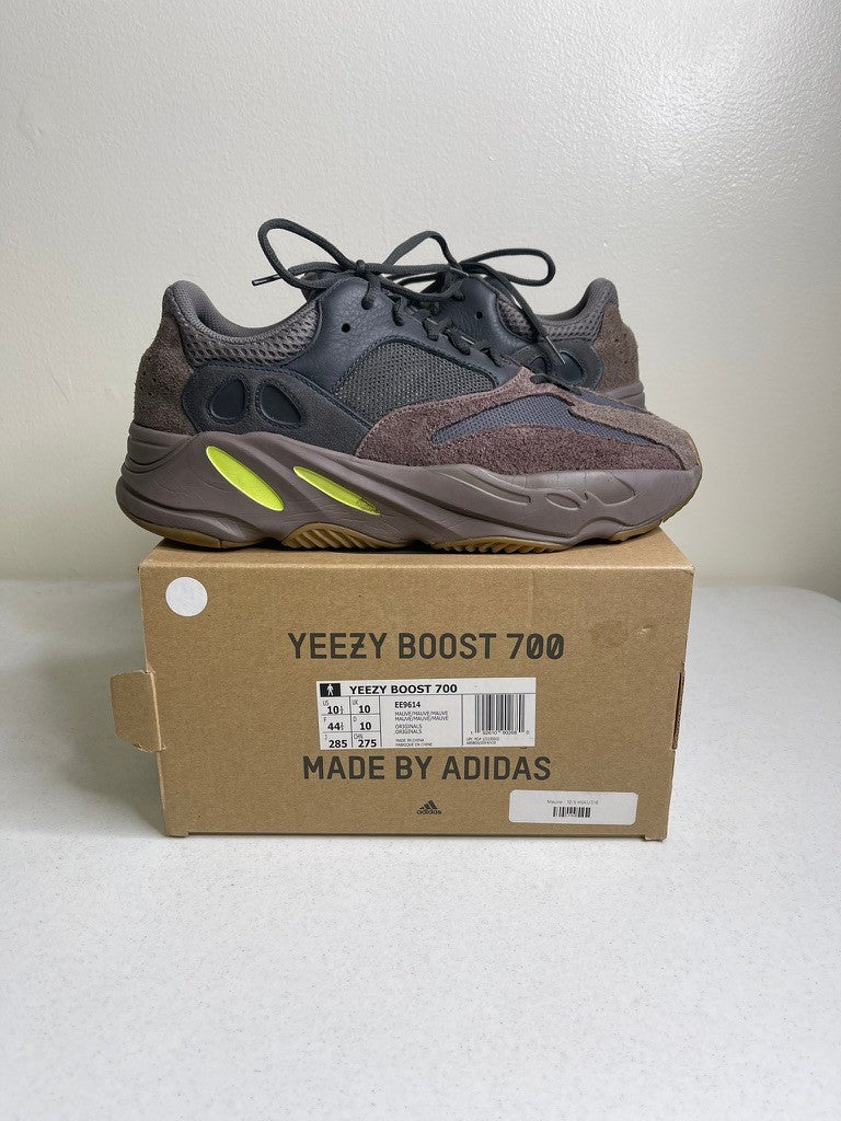 adidas Yeezy Boost 700 Mauve