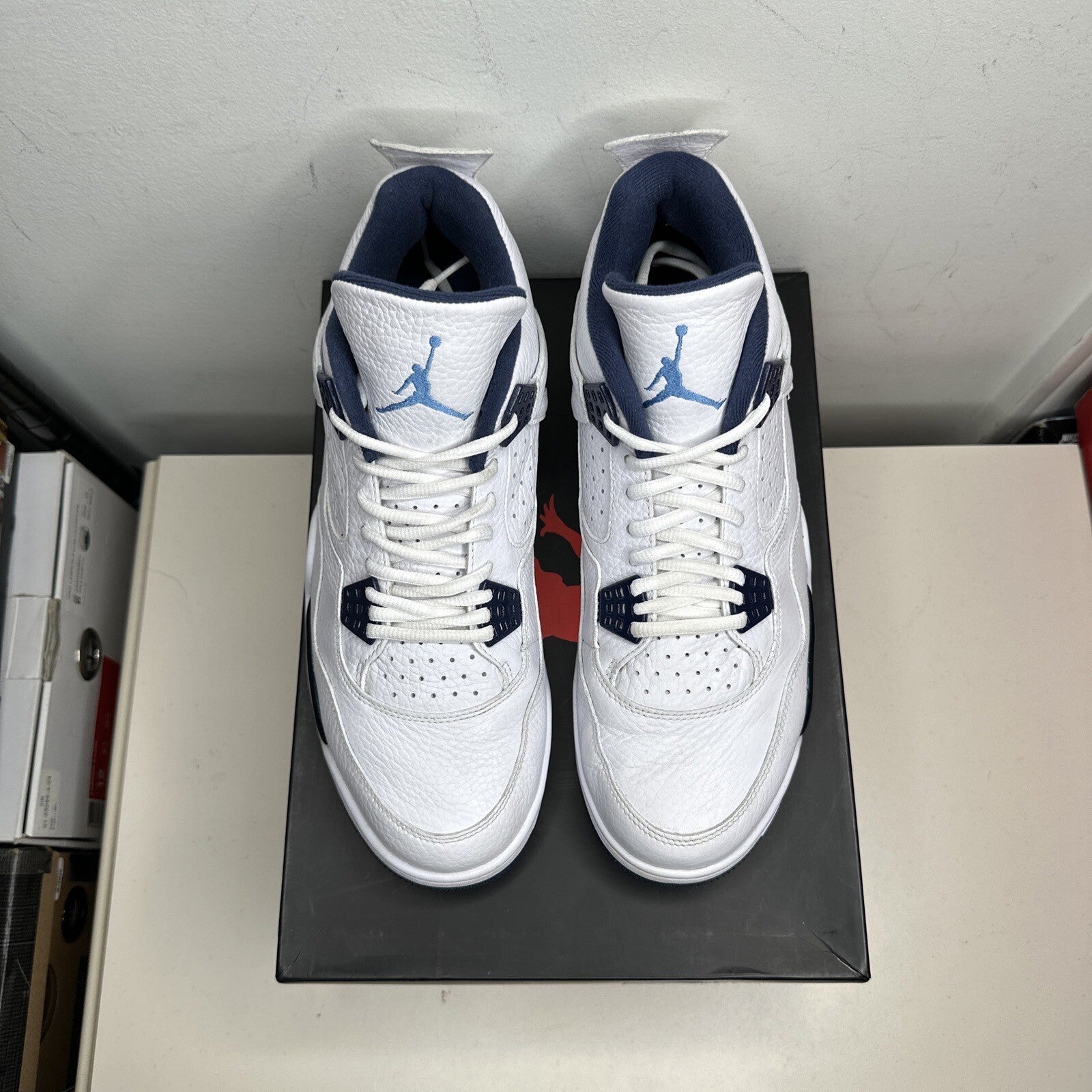 Jordan 4 Retro Columbia (2015)