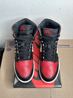 Size 7y - Jordan 1 Retro High Bred Toe