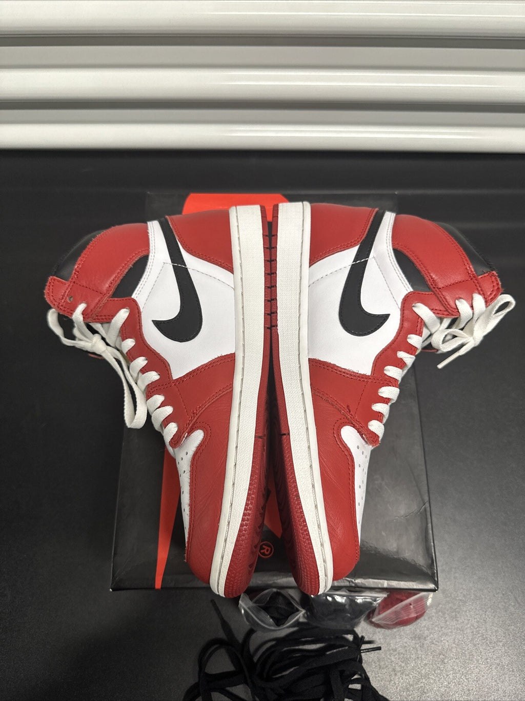 Jordan 1 Retro Chicago (2015)