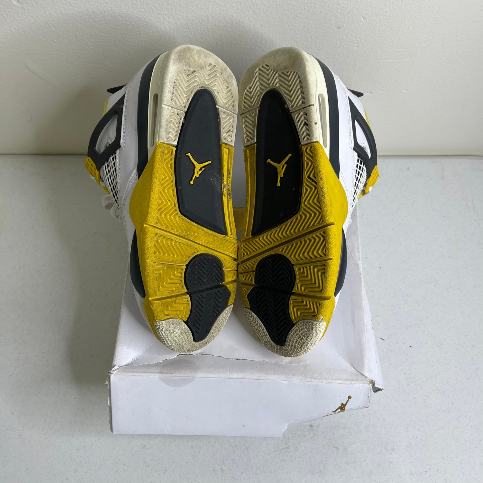 Jordan 4 Retro Vivid Sulfur (Women's)