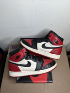 Size 7y - Jordan 1 Retro High Bred Toe