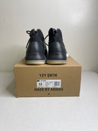 Size 12 - adidas Yeezy QNTM (Lifestyle Model)