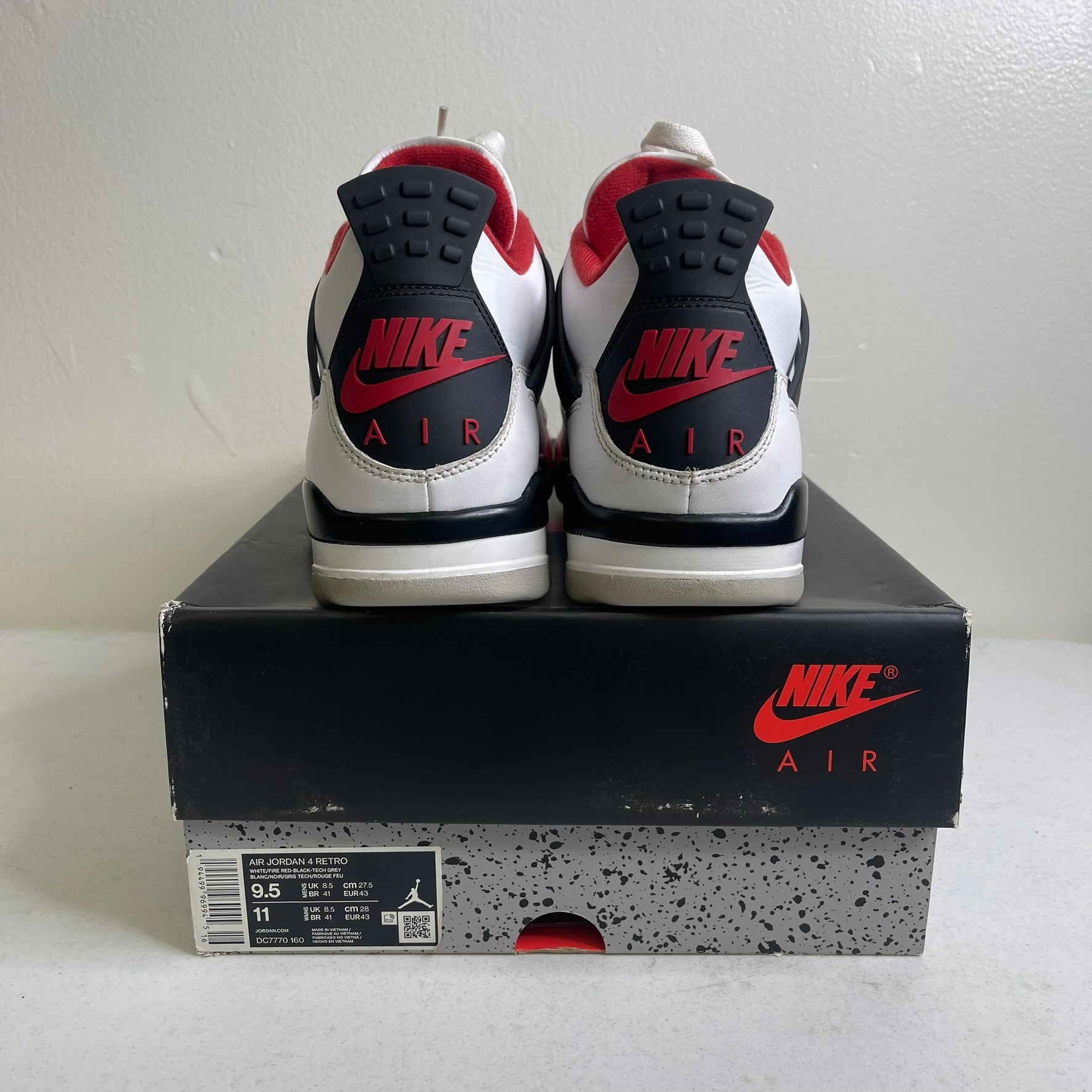 Jordan 4 Retro Fire Red (2020)