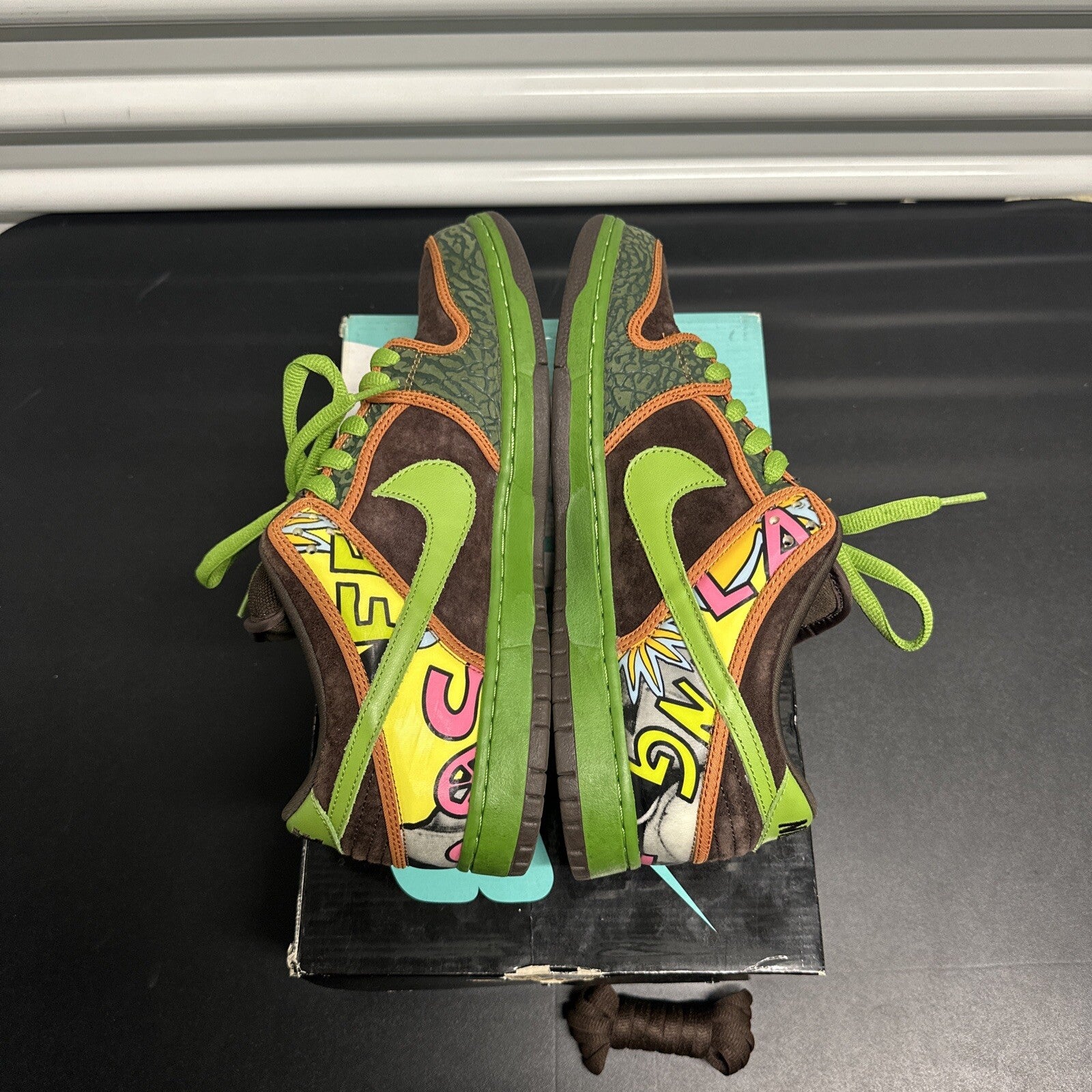 Nike SB Dunk Low De La Soul (2015)