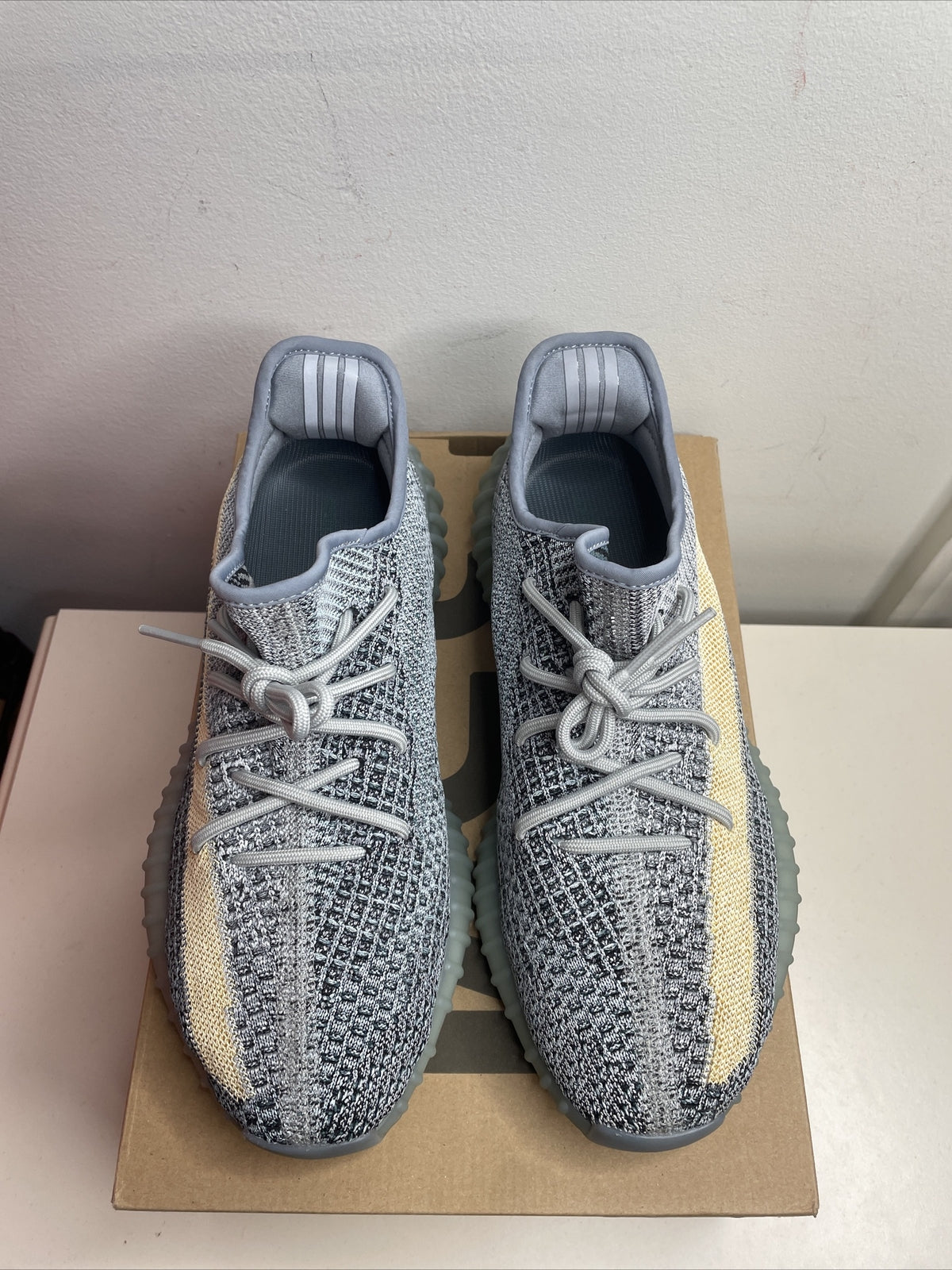 adidas Yeezy Boost 350 V2 Ash Blue