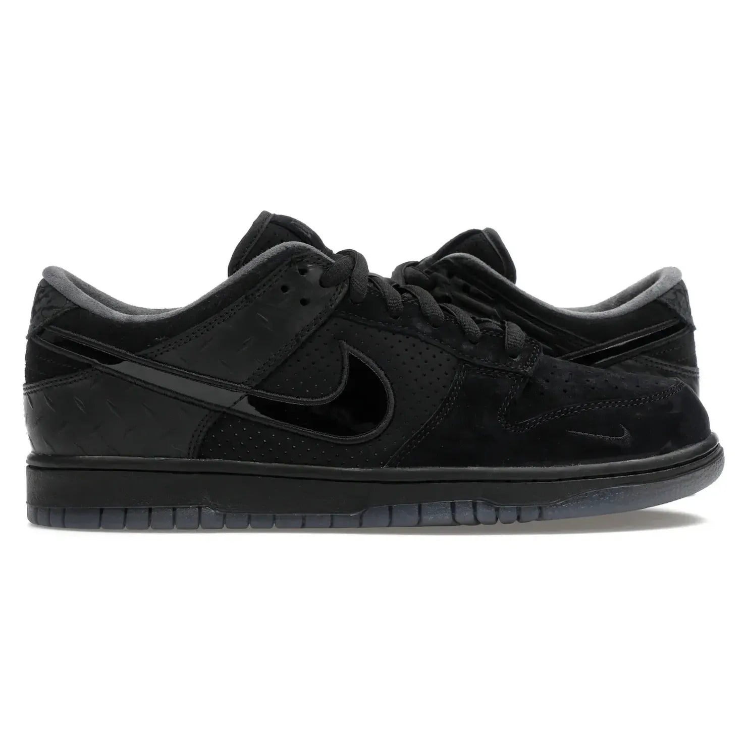 Size 9.5 - Nike Dunk Low Ducks of a Feather Black University of Oregon PE