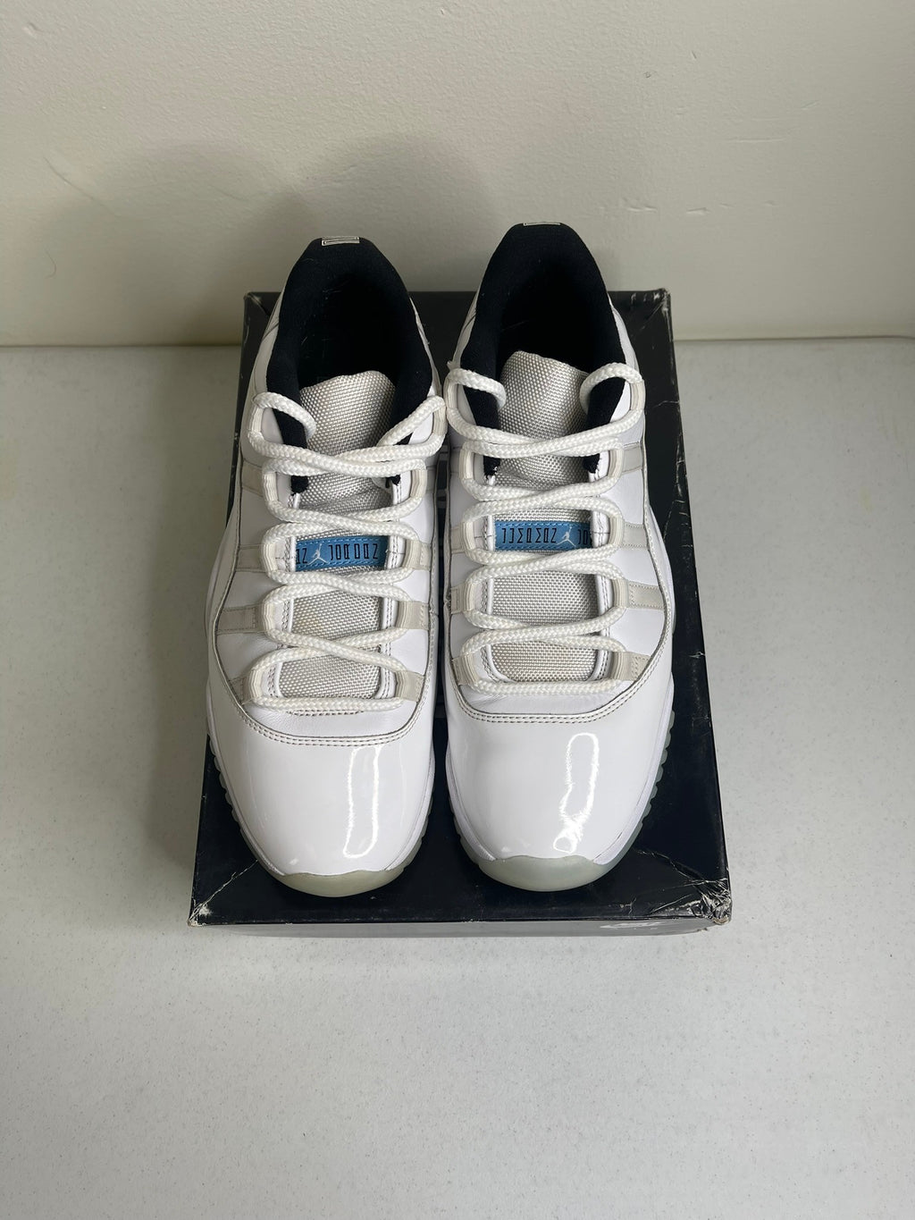 Jordan 11 Retro Low Legend Blue