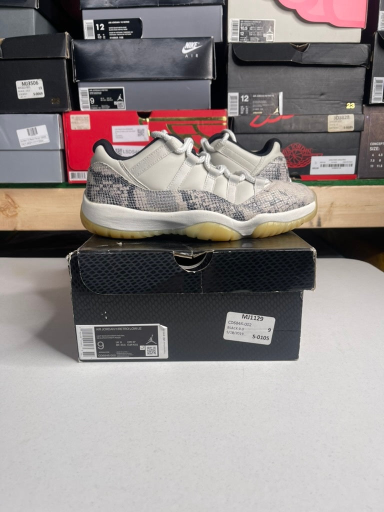 Jordan 11 Retro Low Snake Light Bone
