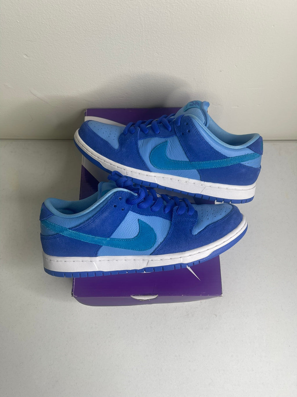 Nike SB Dunk Low Blue Raspberry