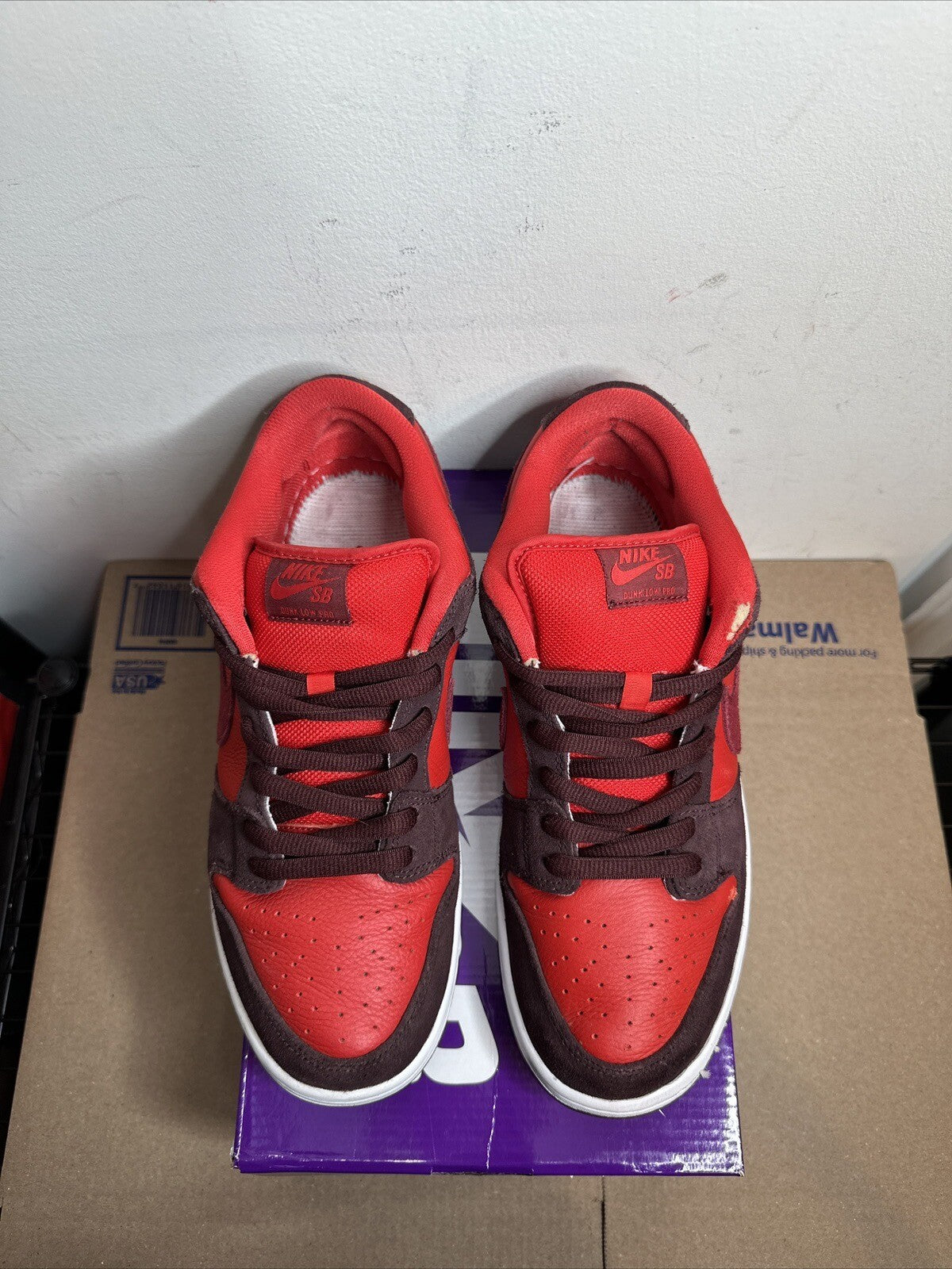 Nike SB Dunk Low Cherry