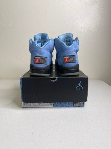 Size 9.5 - Jordan 5 Retro UNC University Blue