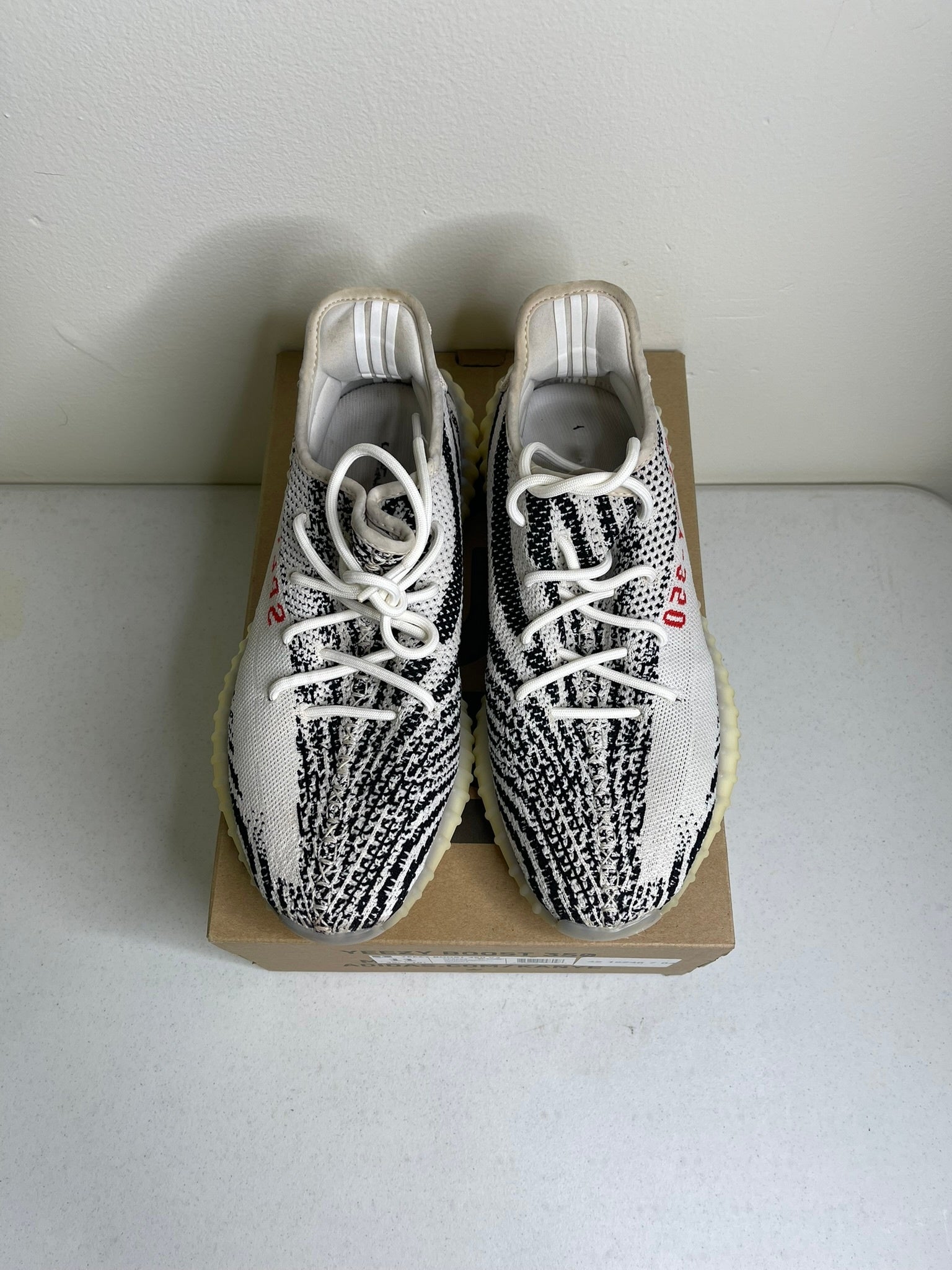 adidas Yeezy Boost 350 V2 Zebra
