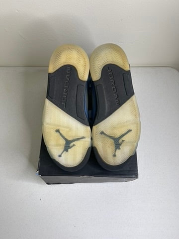 Size 9.5 - Jordan 5 Retro UNC University Blue
