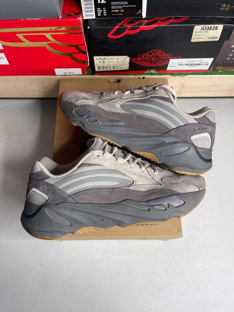 Size 9.5 - adidas Yeezy Boost 700 V2 Tephra