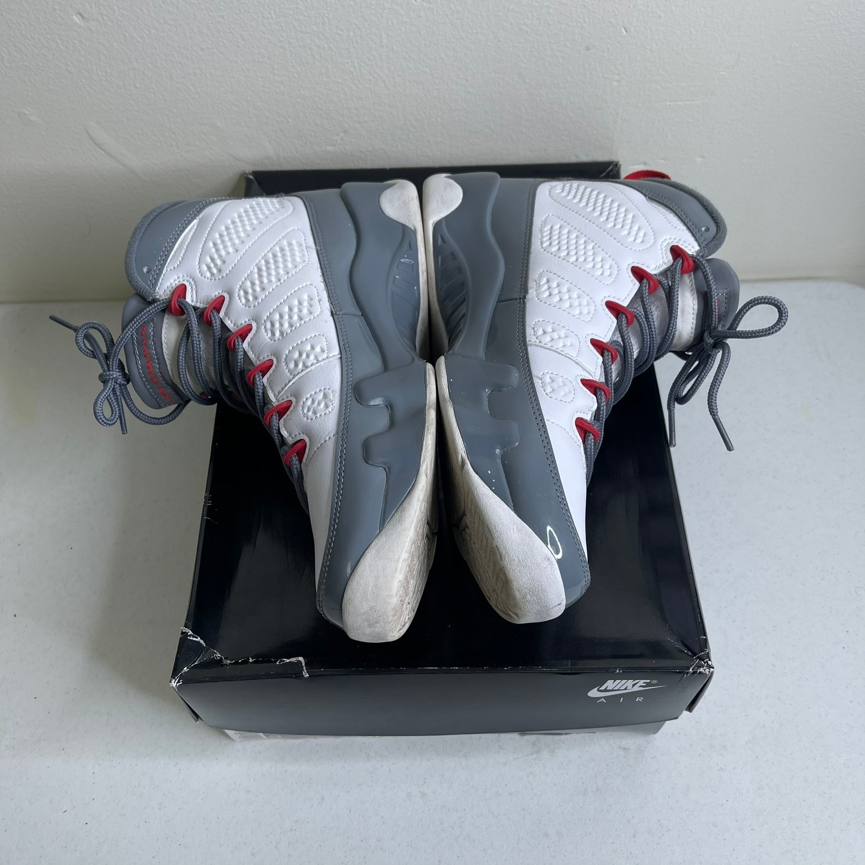 Jordan 9 Retro Fire Red