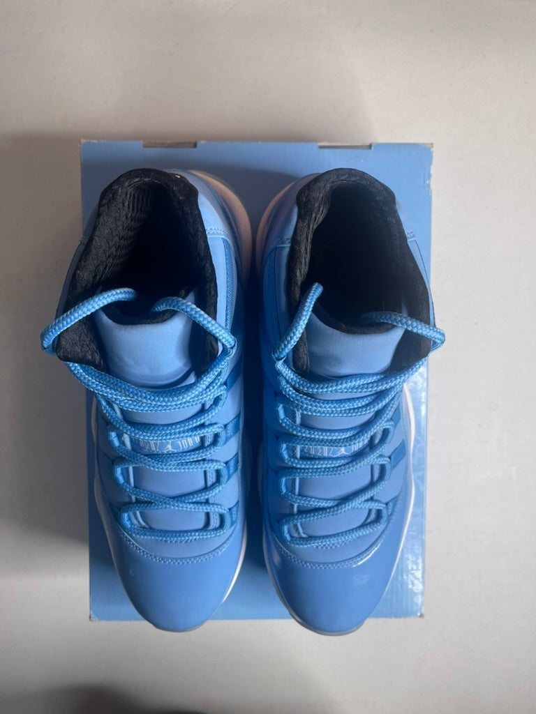 Jordan 11 Retro Pantone