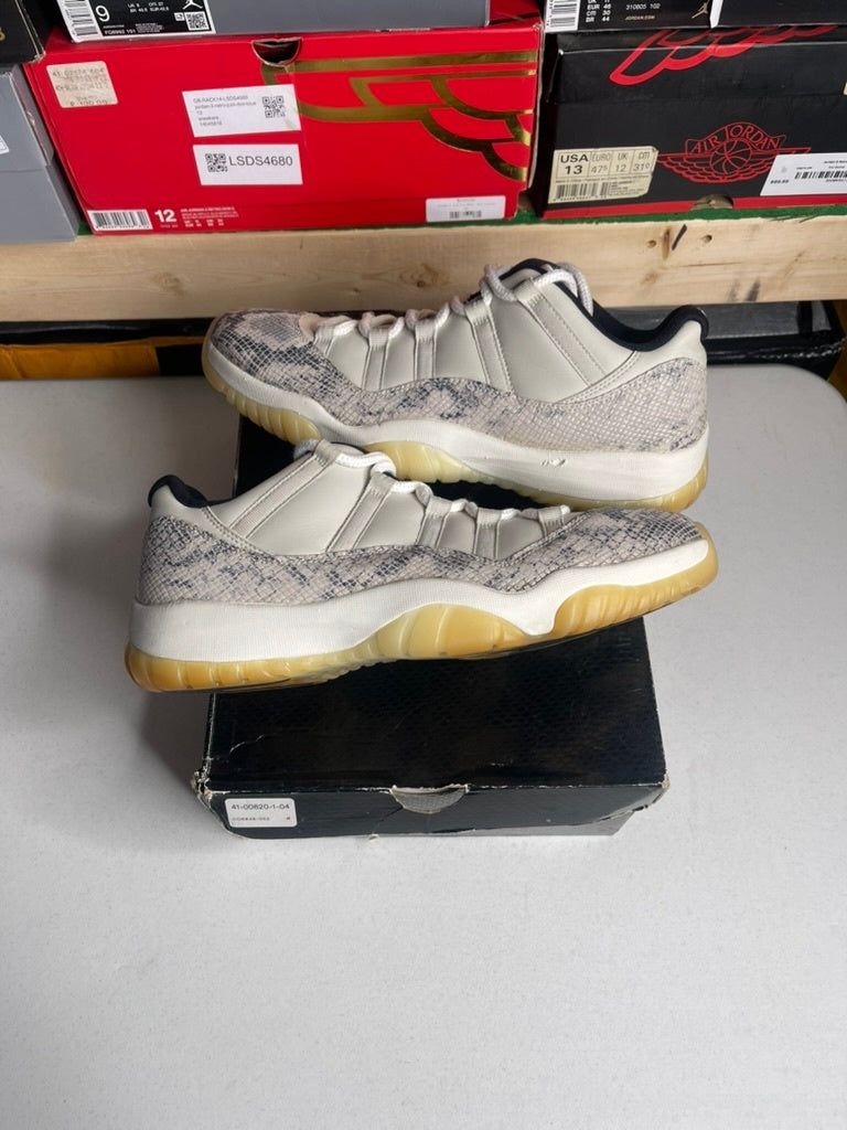 Jordan 11 Retro Low Snake Light Bone