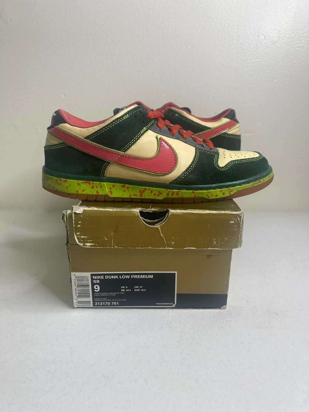 Nike SB Dunk Low Mosquito