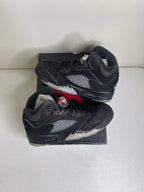 Size 5y - Jordan 5 Retro OG Black Metallic Reimagined (GS)