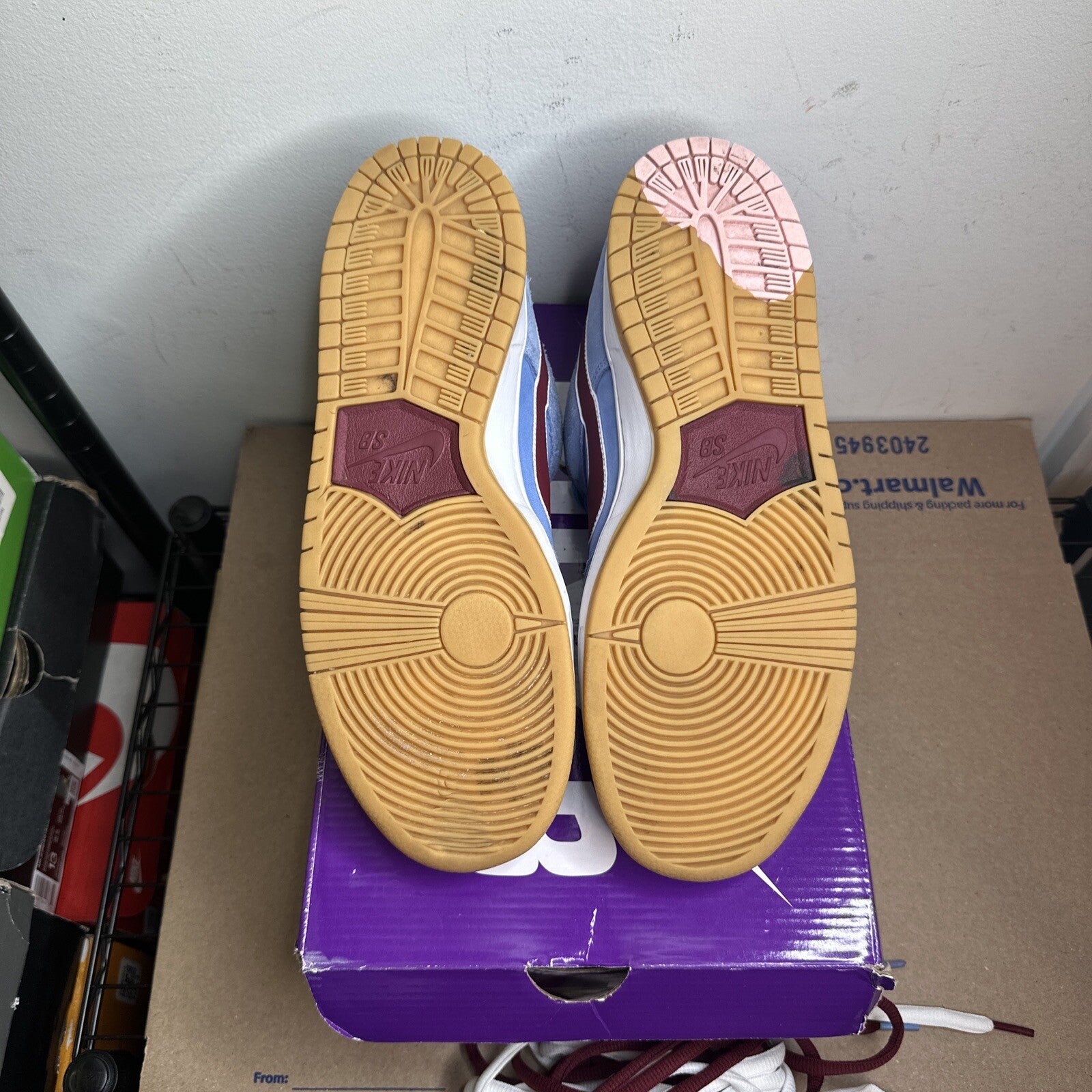 Nike SB Dunk Low Philadelphia Phillies