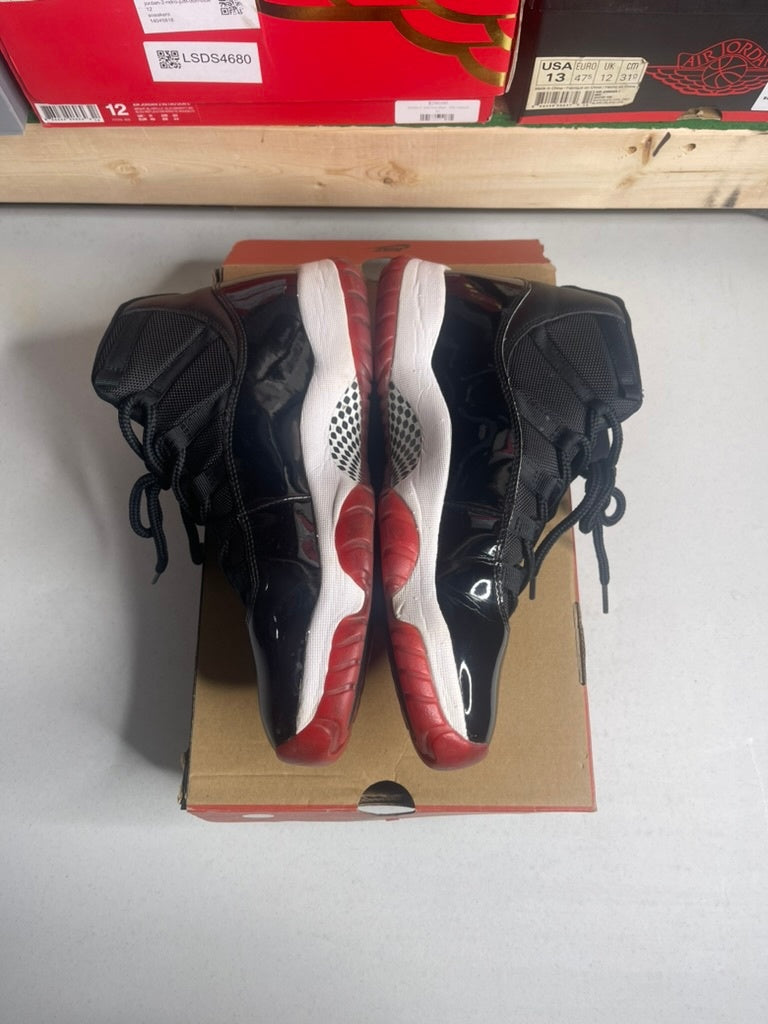 Jordan 11 Retro Playoffs Bred (2019)