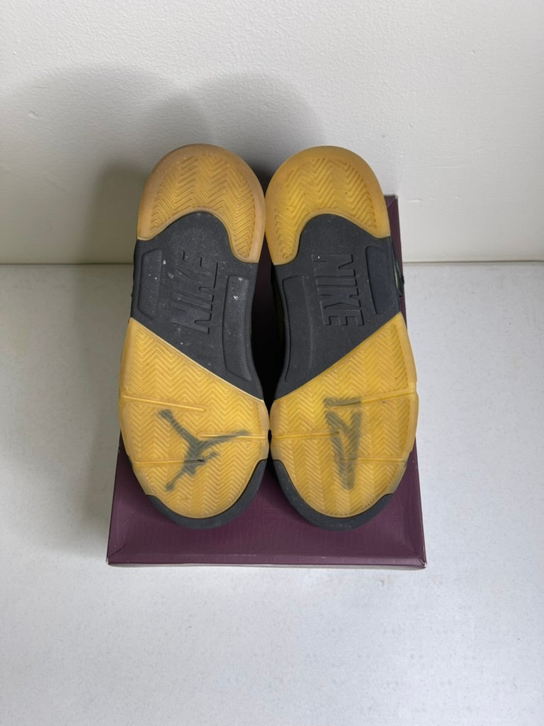Size 9 - Jordan 5 Retro A Ma Maniére Dusk