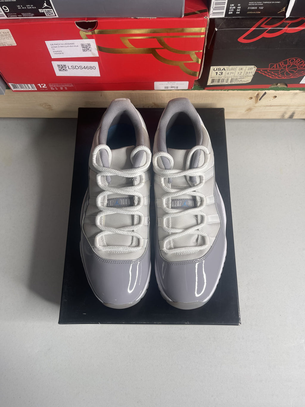 Jordan 11 Retro Low Cement Grey