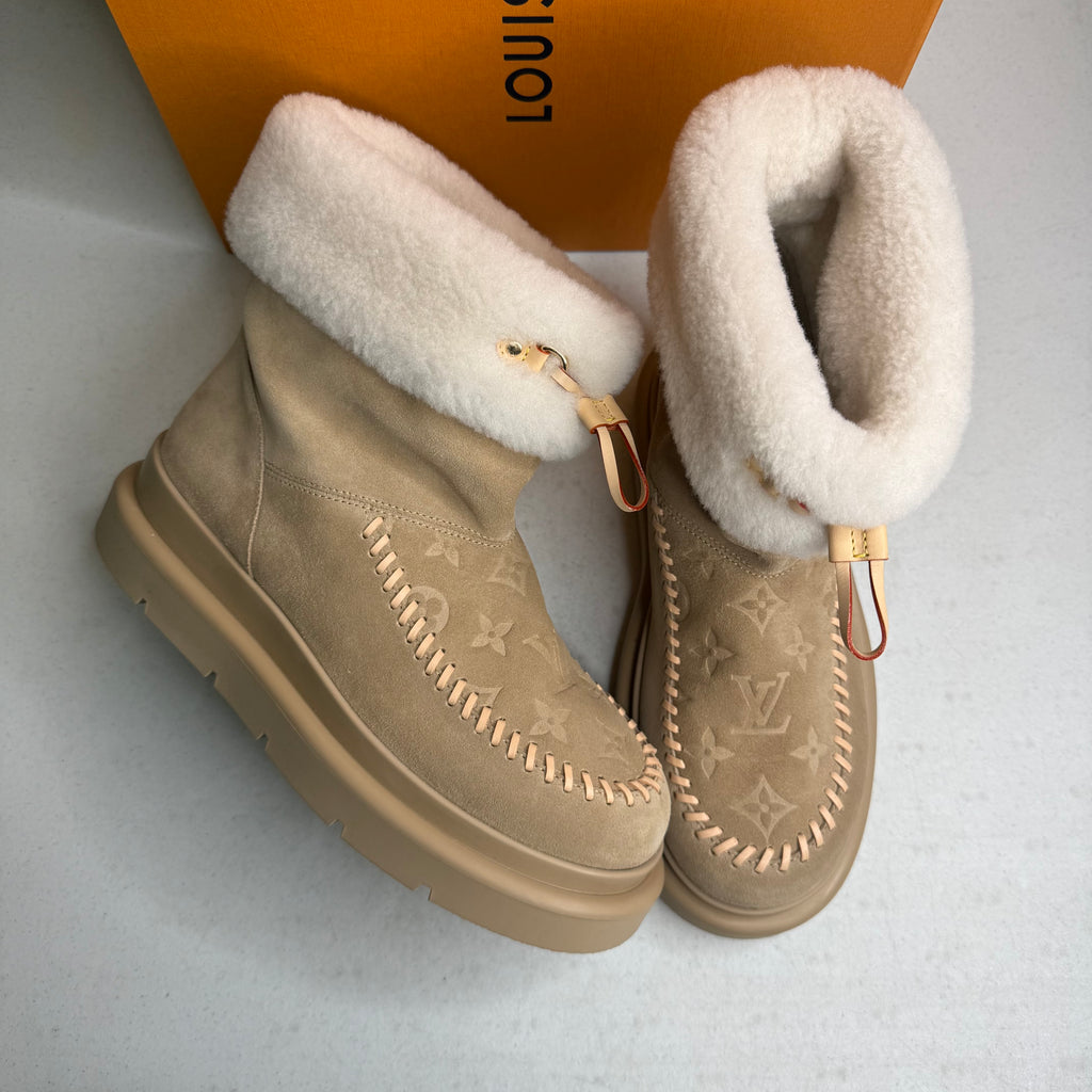 Size 40 - Louis Vuitton Cortina Ankle Boot