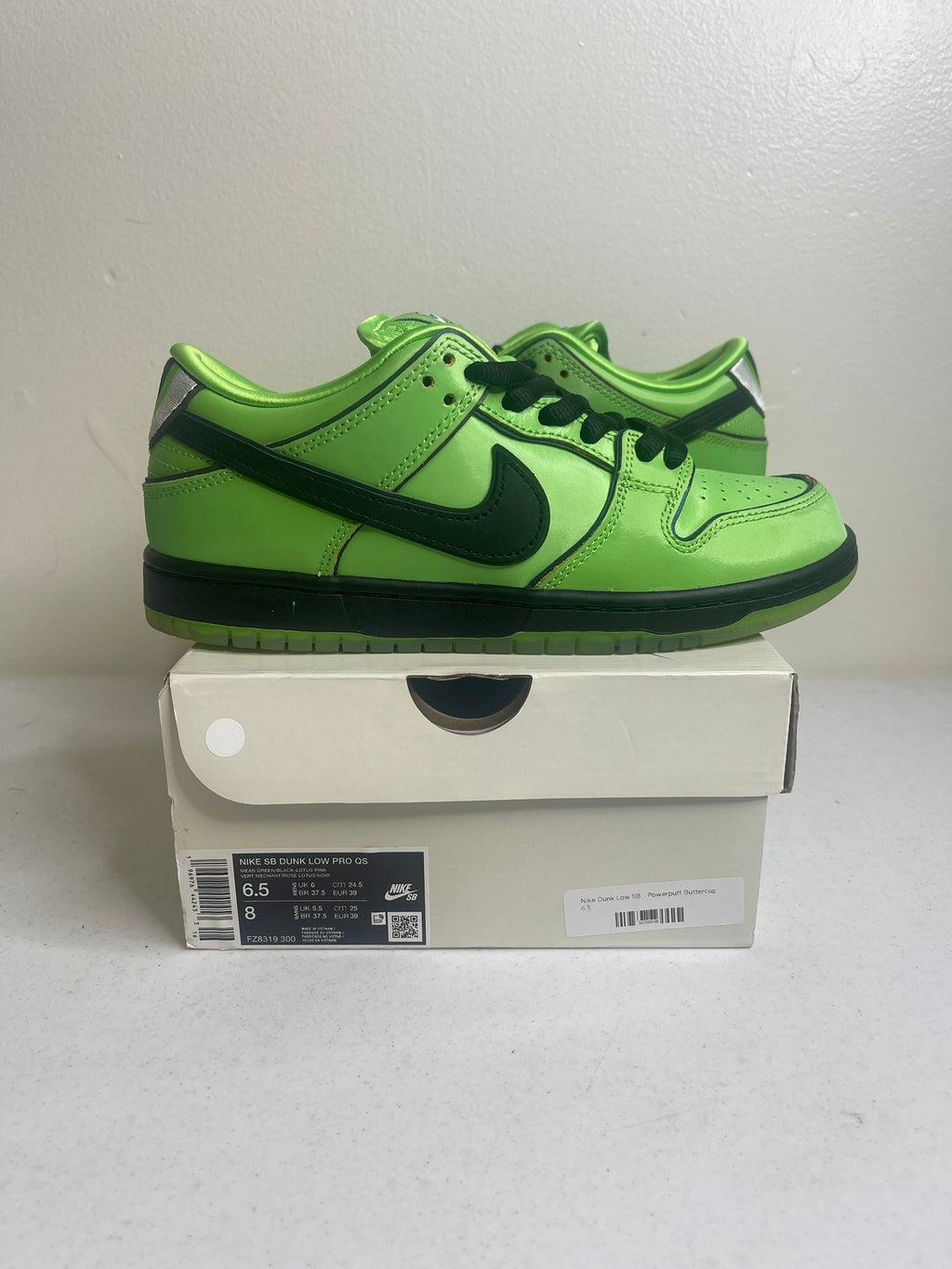 Nike SB Dunk Low The Powerpuff Girls Buttercup