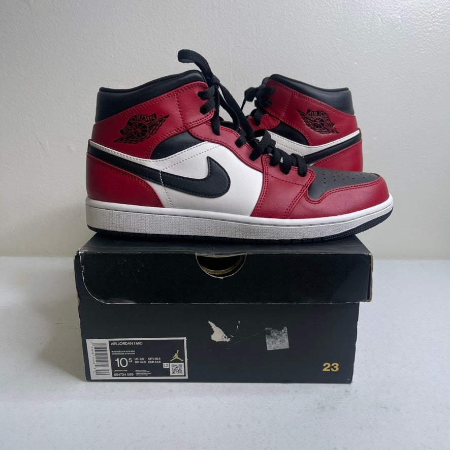 Size 10.5 - Jordan 1 Mid Chicago Toe